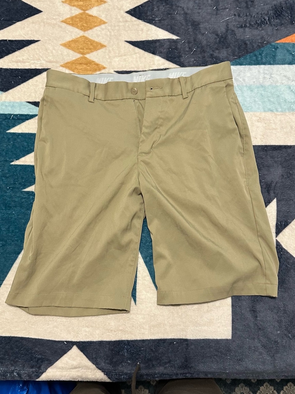 Nike Men's Golf TanFlat-Front Golf Shorts